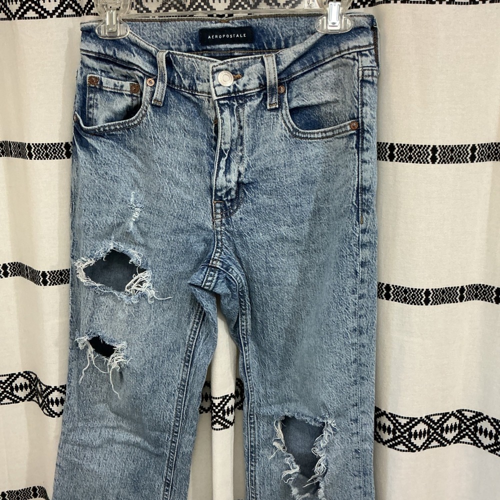 Aeropostale Women's Size 2S High Rise Flare Jeans Distressed Light Wash - Picture 3 of 7